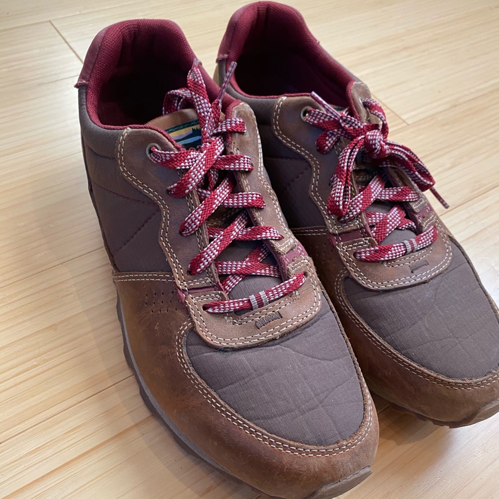 LL Bean Men’s 11.5 Retro Shoes